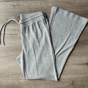 Aritzia Sunday Best Light Gray Lounge Pants Drawstring